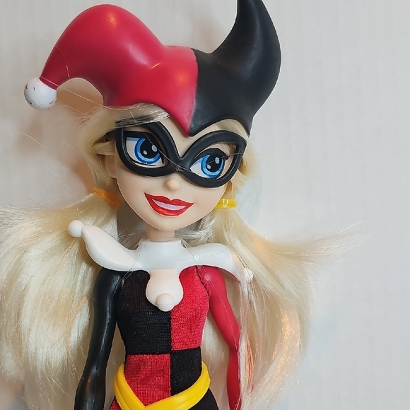 Mattel DC Superhero Girl Doll - Harley Quinn - Picture 3 of 5